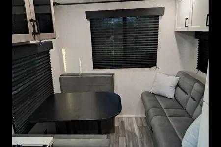 2025 Jayco Jay Flight SLX 210 QB Travel Trailer (Couples or Small Families Trailer)