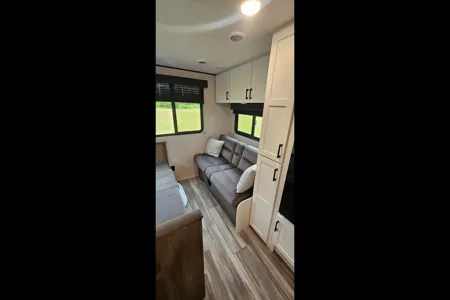 2025 Jayco Jay Flight SLX 210 QB Travel Trailer (Couples or Small Families Trailer)