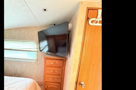 Canyon Cruiser Charlie - Adventure-ready fifth wheel Trailer