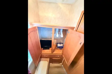 Canyon Cruiser Charlie - Adventure-ready fifth wheel Trailer