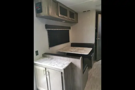 Grant's Dutchmen Aspen Trail 2741BH Travel Trailer