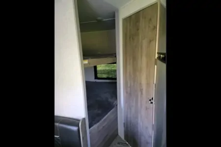 Grant's Dutchmen Aspen Trail 2741BH Travel Trailer