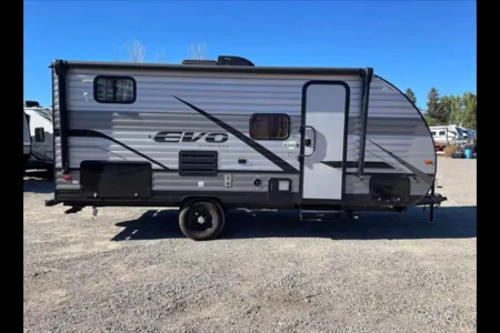 Forest River Evo 178 Luxury Bunkhouse *With Solar*