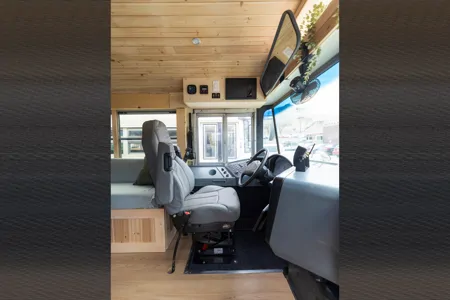 Magnifique Autobus converti - Aucun permis spécial requis