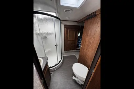 Walter's Heartland North Peak Fifth Wheel