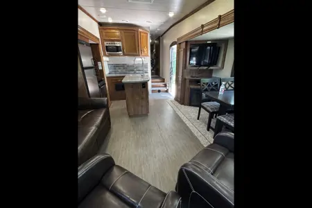 Walter's Heartland North Peak Fifth Wheel