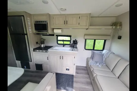2025 30' Bunk Model Trailer
