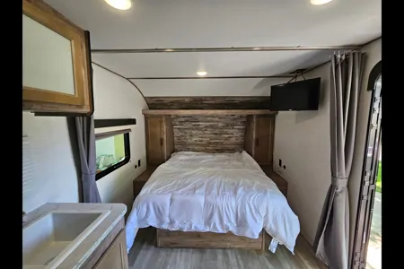 Alex's suite retreat