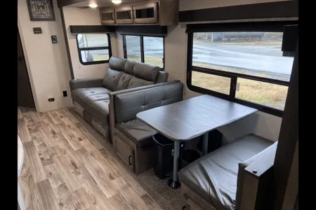 Zach's Venture Sporttrek Travel Trailer