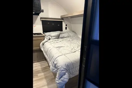 Cory's Sunset Park RV Sunlite LTD 13BH Travel Trailer