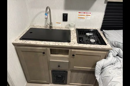 Cory's Sunset Park RV Sunlite LTD 13BH Travel Trailer