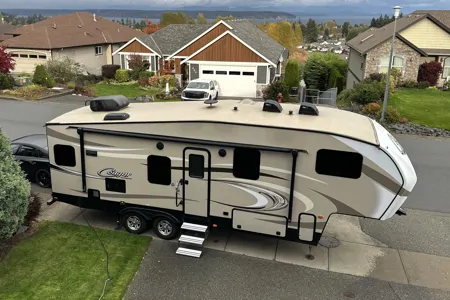 Island Cougar Fifth Wheel