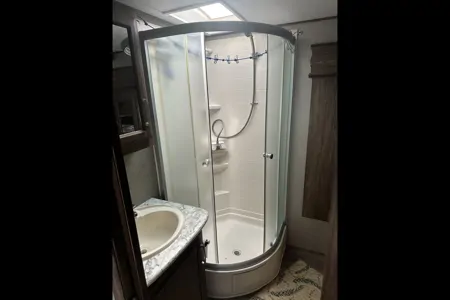 Island Cougar Fifth Wheel