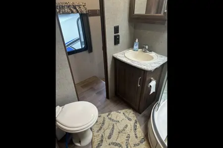 Island Cougar Fifth Wheel