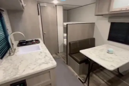 Gianco's Coleman Lantern LT 17B Travel Trailer