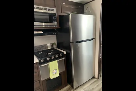 Family Fun House On The Road