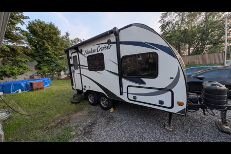 Shadow Cruiser 185 FBR Roulotte