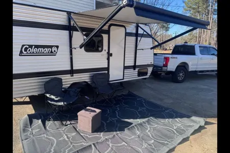 Easy to Tow 2025 Travel Trailer