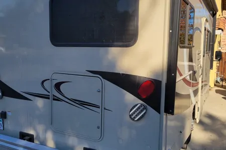 Kevin's Coachmen Leprechaun 230CB Class C