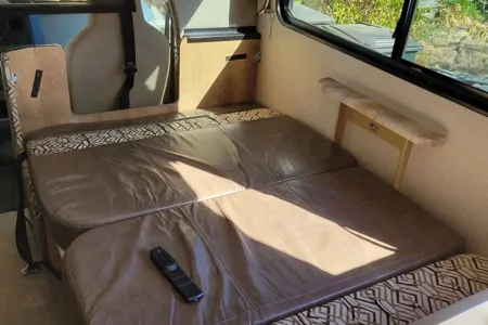 Kevin's Coachmen Leprechaun 230CB Class C