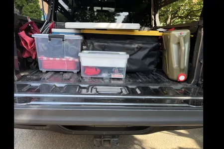 Jeep gladiator avec tente