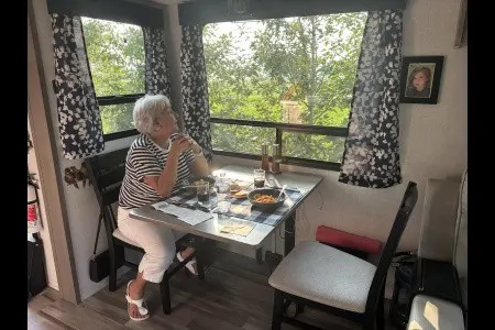 Pristine 2025 Grand Design Reflection 337 Fifth Wheel