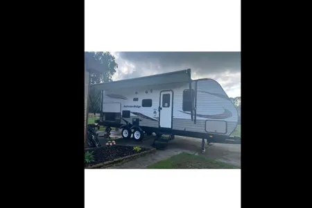 Brett's Starcraft Autumn Ridge Outfitter Travel Trailer
