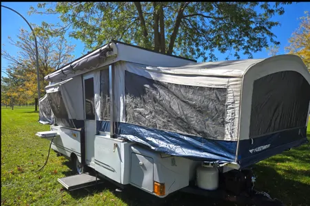 Marc's Fleetwood ... Tent Trailer