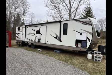 CK's Forest River Wildwood 310 BUD Travel Trailer