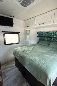 Family-Ready Grand Design | Private Kids Bunk Room