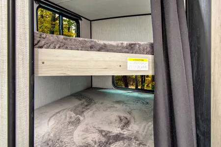 Stunning Heartland MALLARD M26 Travel Trailer