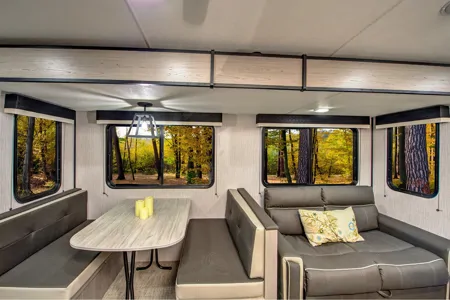 Stunning Heartland MALLARD M26 Travel Trailer
