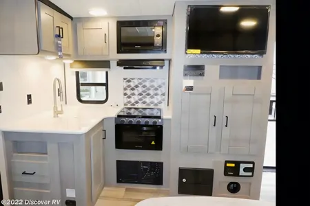 omar's Heartland North Trail Travel Trailer