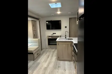 Emily's Forest River Della Terra 241BH Travel Trailer