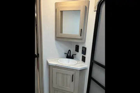Emily's Forest River Della Terra 241BH Travel Trailer