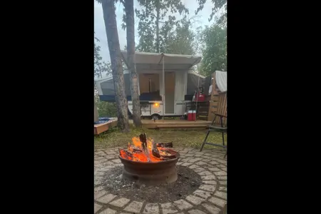 Relax by Remi Lake – 2011 Jayco Sport Tent Trailer (On-Site Setup)