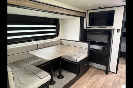 Craig's Forest River Grey wolf black label Travel Trailer