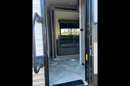 skip's Keystone SG280BHWE21 Travel Trailer
