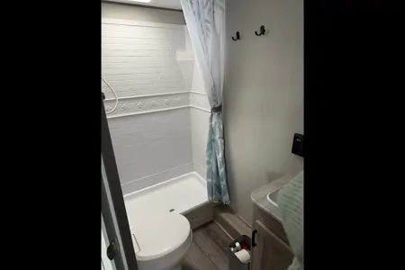 Lisa's Coachmen Catalina 261BH Travel Trailer