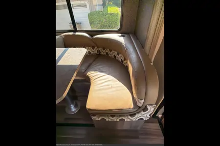 omar's Mercedes-Benz Pcr2150 Class C