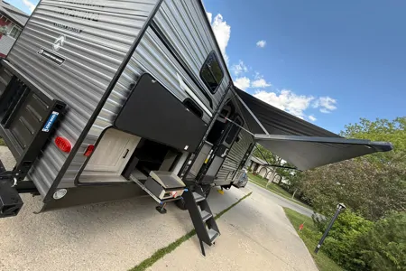 Coachmen Catalina Travel Trailer