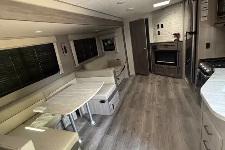 Coachmen Catalina Travel Trailer