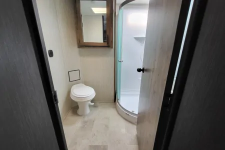 Unlimited Generator Use!!! Rv Rentals Way of Life's Forest River 324A13WS Fifth Wheel CR1