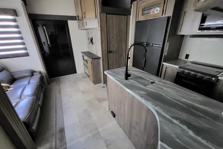 Unlimited Generator Use!!! Rv Rentals Way of Life's Forest River 324A13WS Fifth Wheel CR1