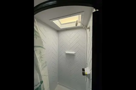 THE VIEW - a family-friendly trailer (even for toddlers and pets!) with panoramic windows