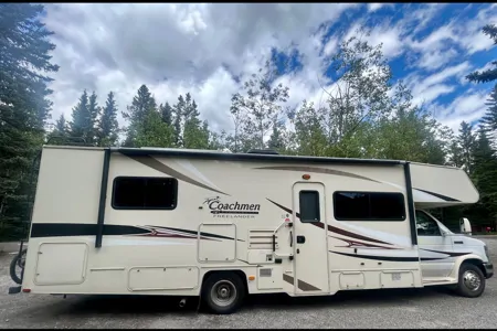 Family-Ready Coachmen Motorhome - Sleeps 7 | Slide-Out | BBQ + Paddleboards | Delivery Available