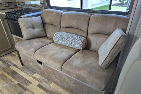 Family-Ready Coachmen Motorhome - Sleeps 7 | Slide-Out | BBQ + Paddleboards | Delivery Available