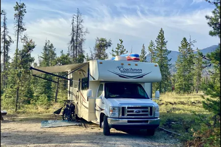 Family-Ready Coachmen Motorhome - Sleeps 7 | Slide-Out | BBQ + Paddleboards | Delivery Negotiable