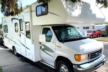laura's Forest River Sunseeker Class C