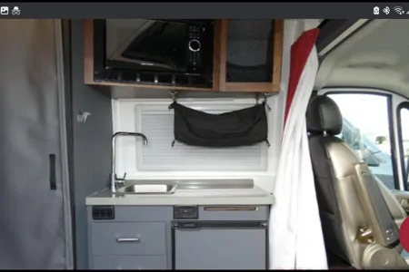 Winnebago Roam